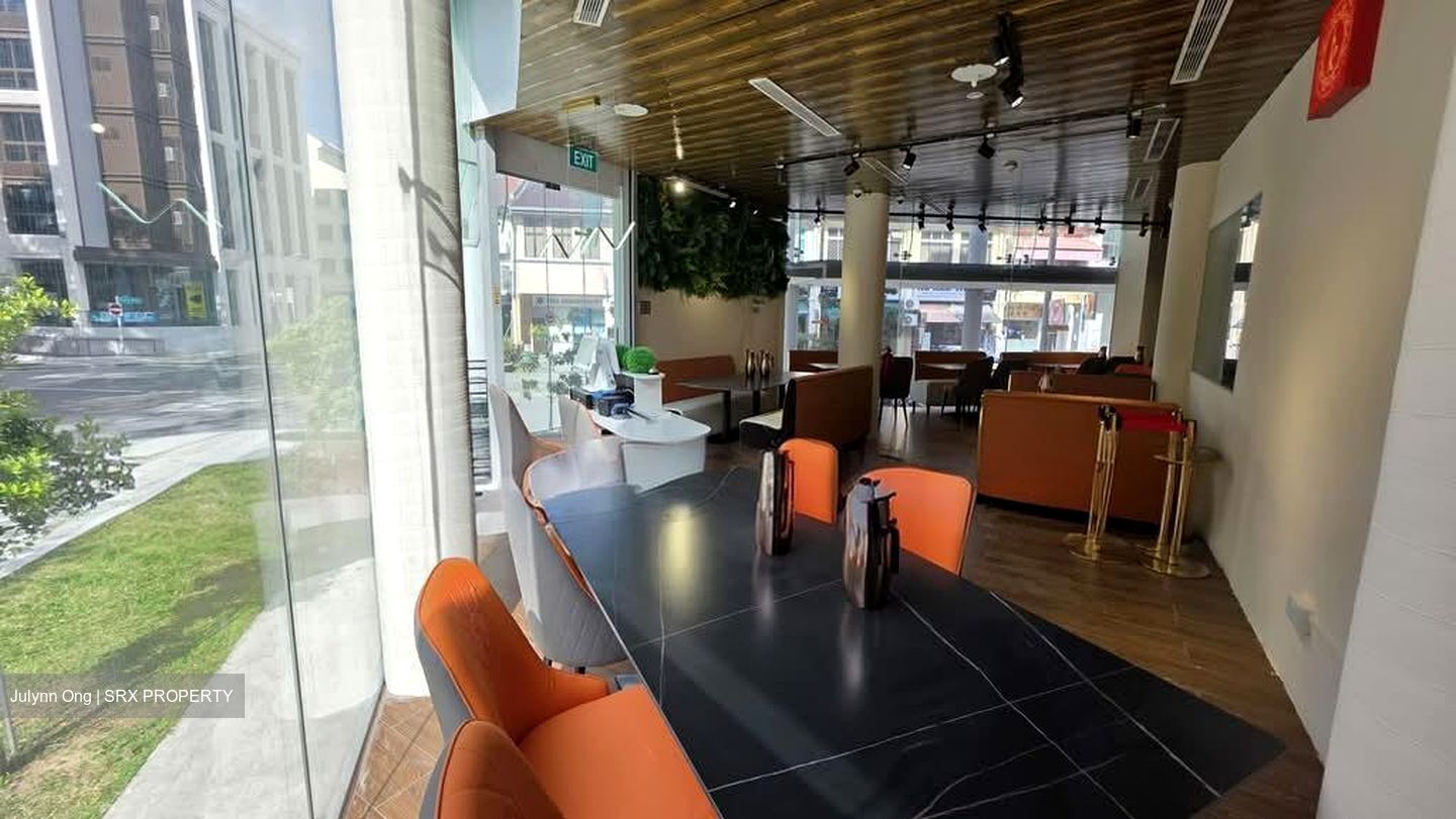 Rangoon Road (D8), Retail #546850201